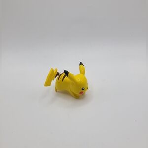Nintendo Pokémon 1.5" Pikachu Figure ~ 2005 Tomy